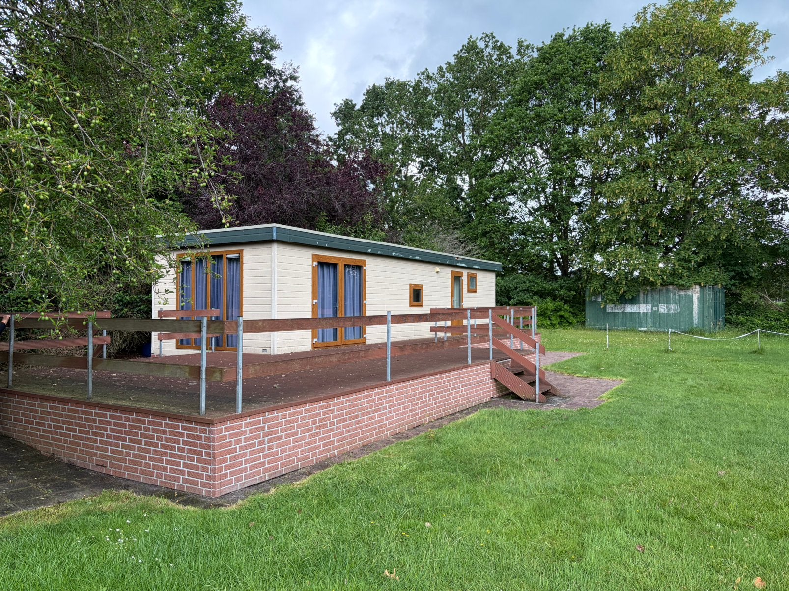 Eigen viswater met chalet in Duitsland ?