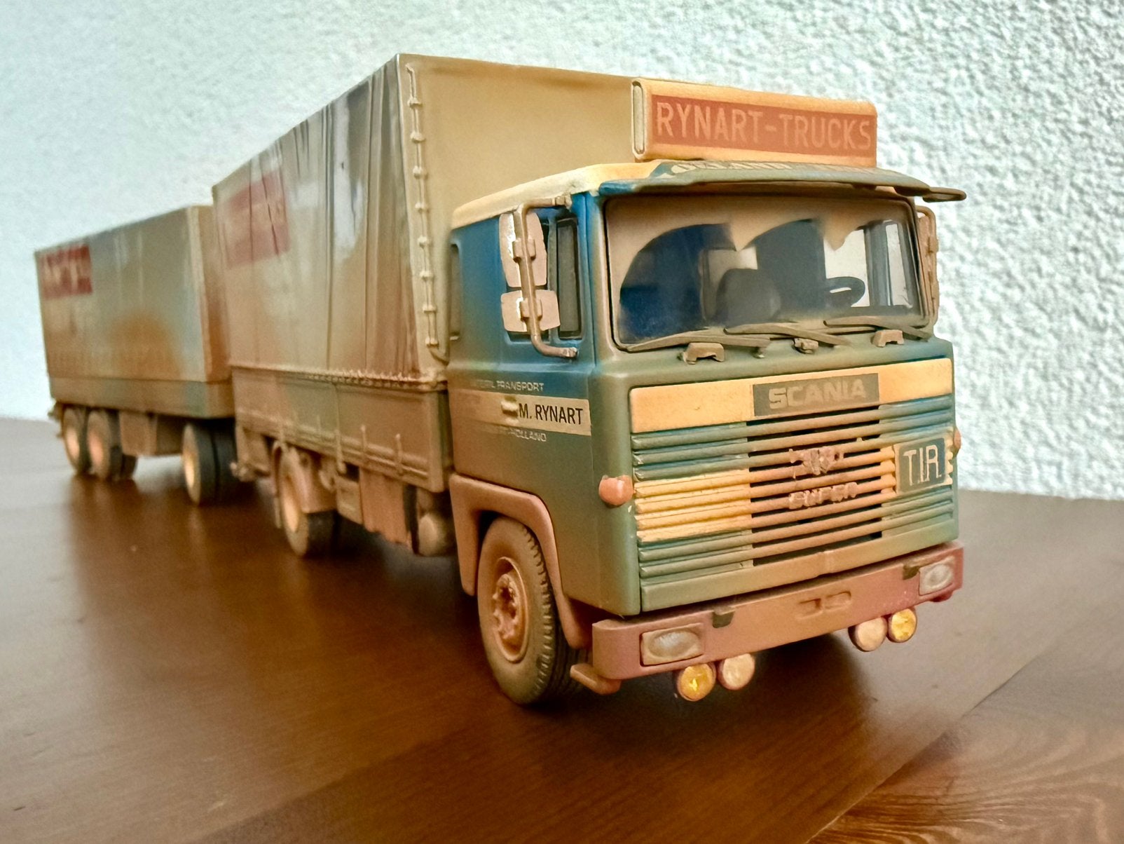 Rynart Trucks Scania 140 “Dirt Sand Edition” combi, Ophalen of Verzenden, Zo goed als nieuw, Bus of Vrachtwagen