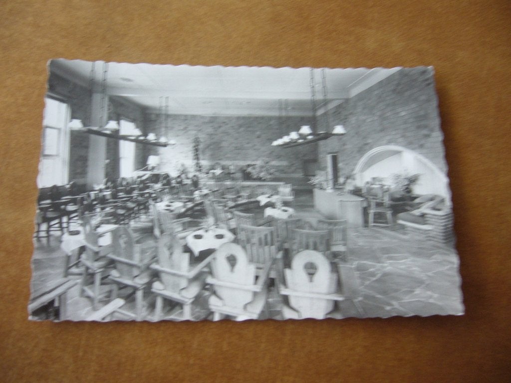 OOSTERBEEK  =  SOCIAAL CULTEREEL CENTRUM  DE PIETERSBERG, Verzamelen, Ansichtkaarten | Nederland, Ophalen of Verzenden, 1960 tot 1980