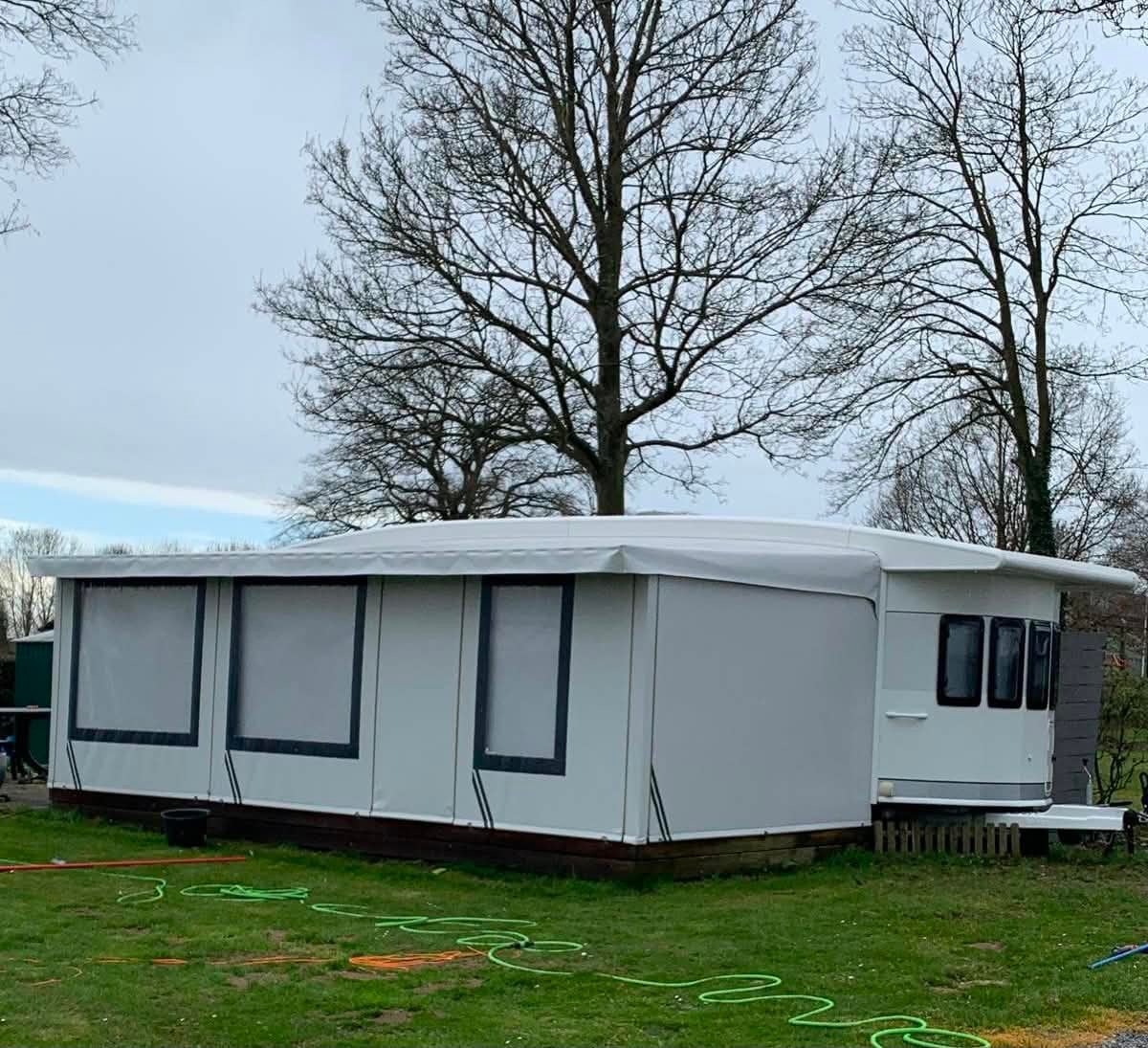 Hobby Landhaus 770 CL bouwjaar 2016, Caravans en Kamperen, Rondzit, Hobby, Koelkast, Particulier