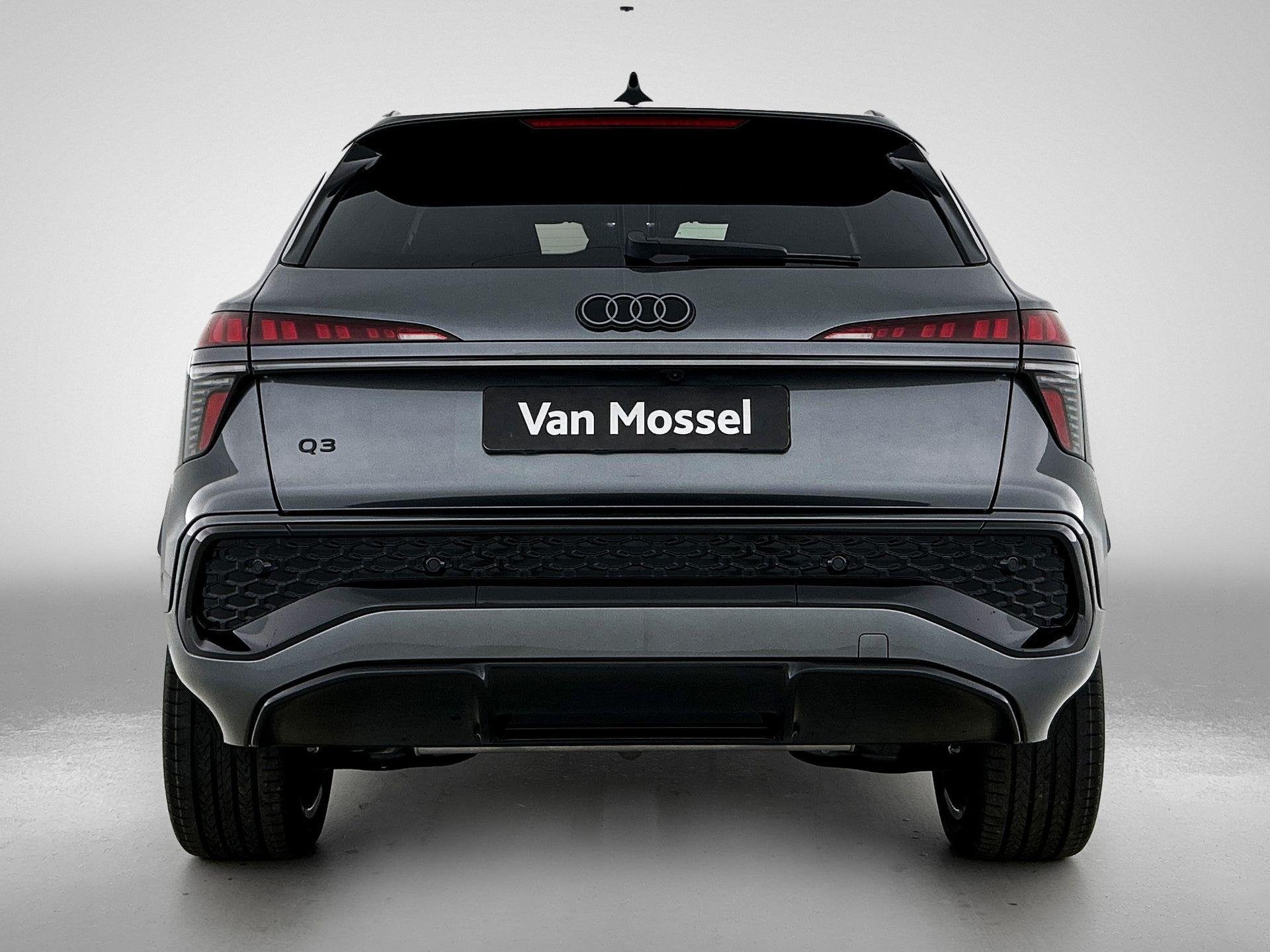 Audi Q3 1.5 e-hybrid S edition Adaptive cruise control l Ach, Auto's, 1800 kg, 1498 cc, Euro 6, 4 cilinders
