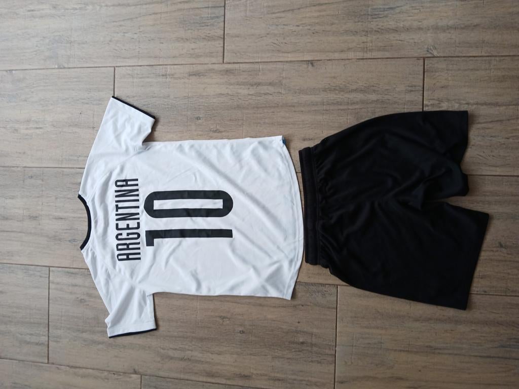 Argentinië Voetbaltenue Messi #10 - Maat 158 / 164., Maat XS of kleiner, Ophalen, Zo goed als nieuw, Set