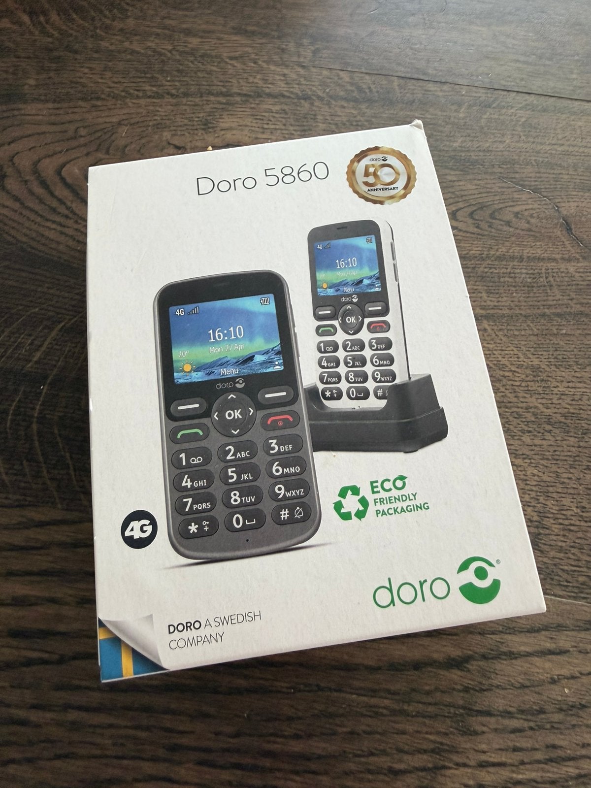 Doro 5860 senioren mobiel, Telecommunicatie, Ophalen of Verzenden, Zo goed als nieuw, 6 megapixel of meer, Overige modellen