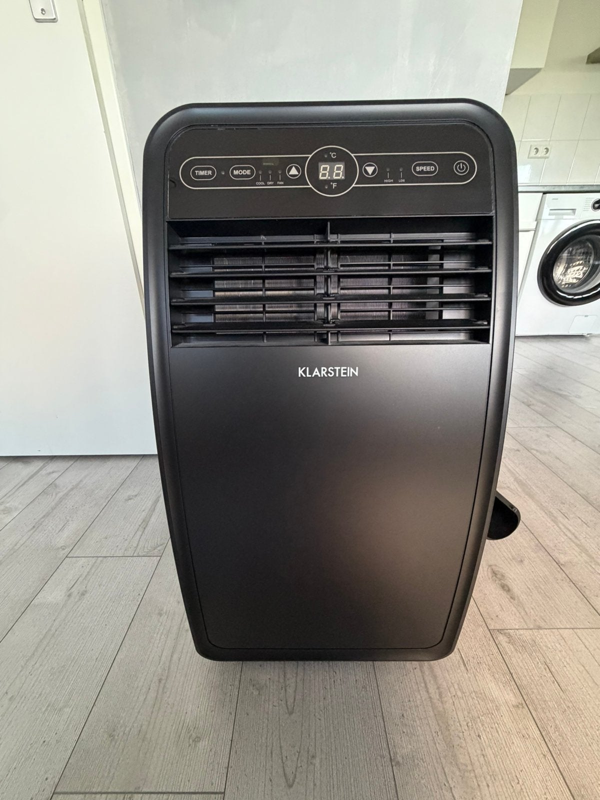 Klarstein Metrobreeze Zwart – Mobiele airco, Ophalen, Minder dan 60 m³, 2 snelheden, Zo goed als nieuw