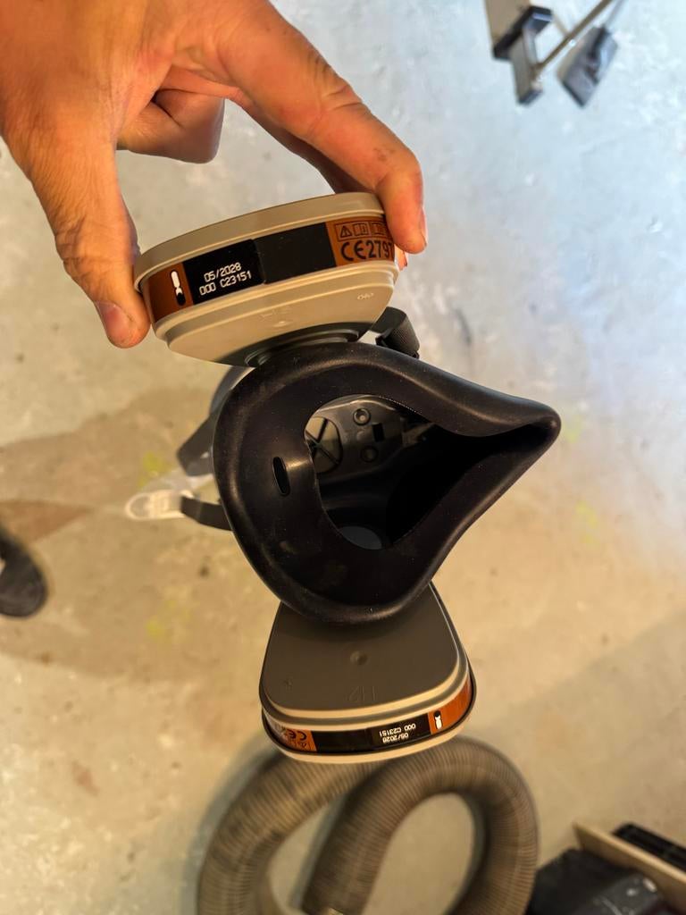 3M Halfgelaatsmasker 7500 Serie met A1 filters, Doe-het-zelf en Verbouw, Adembescherming, Ophalen of Verzenden, Gebruikt, Halfgelaatsmaskers