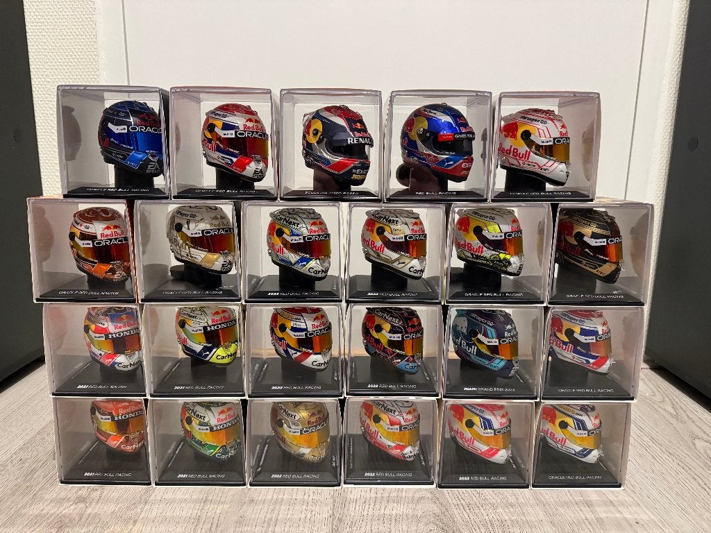 23x Max Verstappen 1:4 minihelmen, Ophalen, Zo goed als nieuw, Formule 1