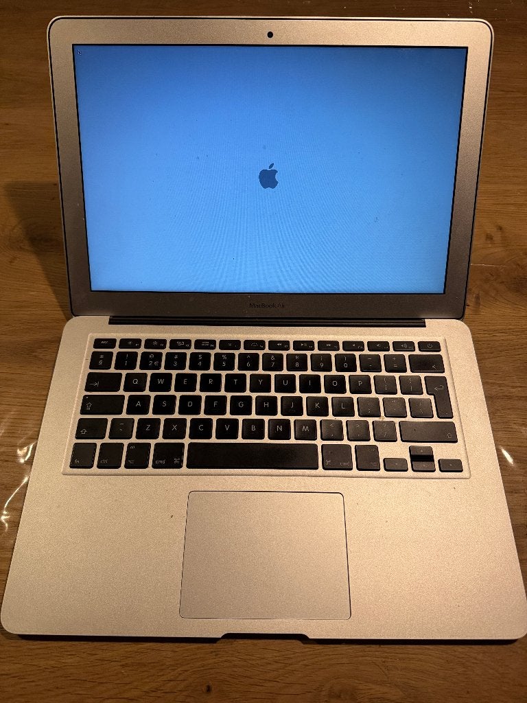 MacBook Air 13" A1466 - 4GB RAM, 128GB SSD, Gebruikt, Verzenden, 13 inch, Minder dan 2 Ghz