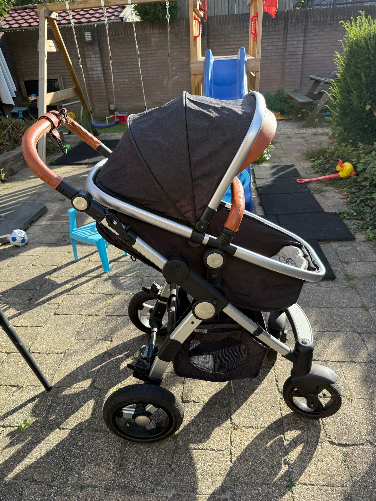 Cangaroo kinderwagen, Overige merken, Luchtbanden, Ophalen of Verzenden, Zo goed als nieuw