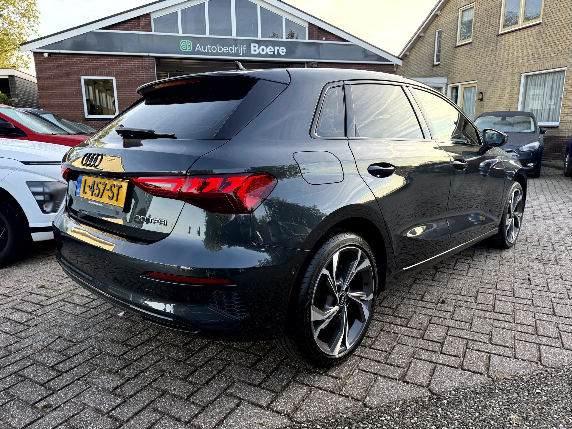 Audi A3 Sportback 30 TFSI Advanced edition 18''Lmv, Virt.Das, Dealer onderhouden, Stof, Gebruikt, Origineel Nederlands