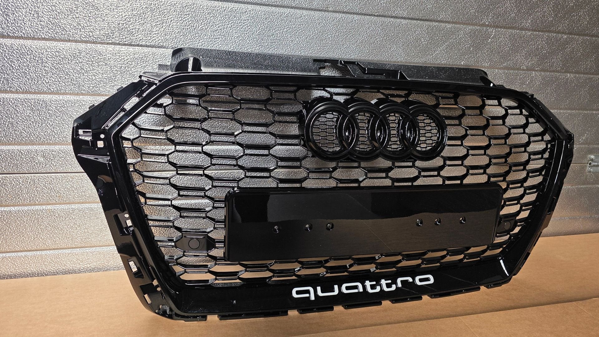 Grill AUDI A3 8V GRILLE RS3 LOOK FACELIFT bj.2017-2021, -, Nieuw, Ophalen of Verzenden, -