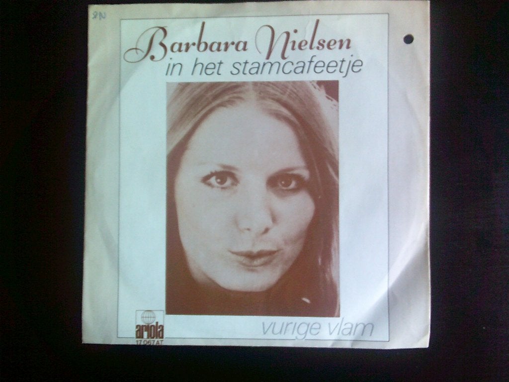 Barbara Nielsen - In het stamcafeetje / Vurige Vlam (7 inch), Cd's en Dvd's, Vinyl | Nederlandstalig, 7 inch, Ophalen of Verzenden