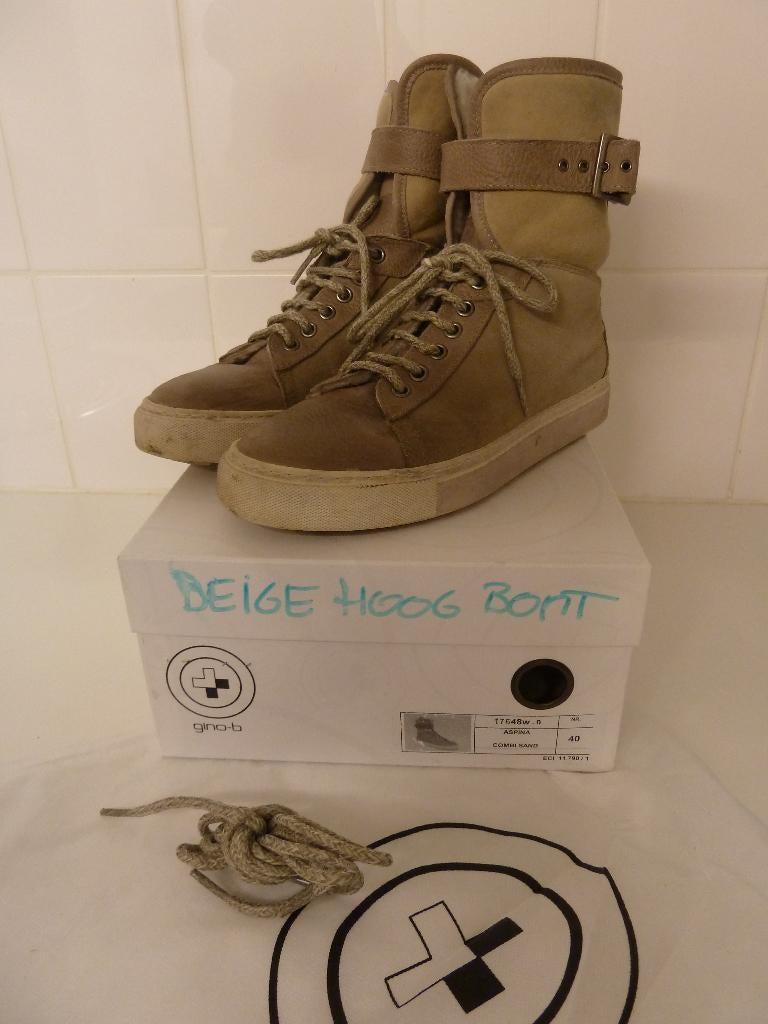 GINO B METRO SNEAKERS SHEEPSKIN MAAT 40 NIEUWSTAAT, GINO b metro sneakers, Beige, Ophalen of Verzenden, Sneakers of Gympen
