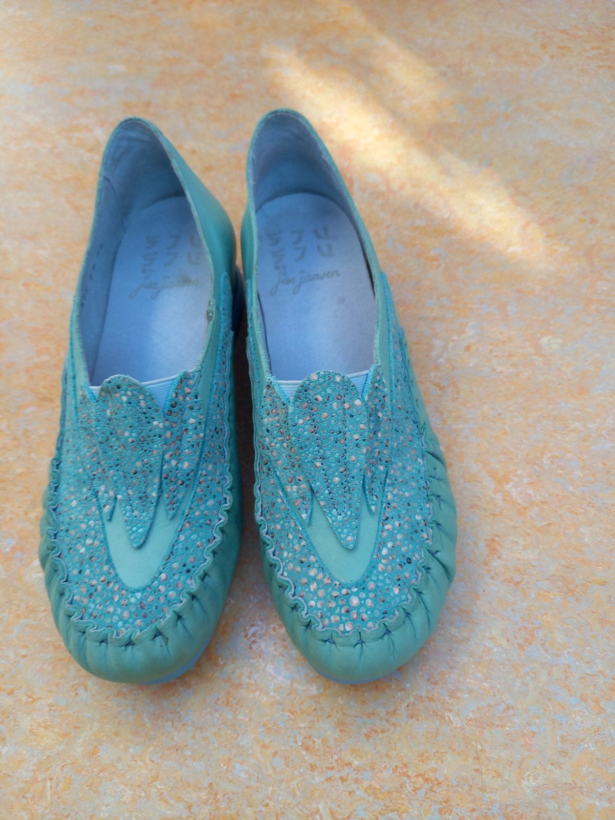 Aqua blauwe Jan Jansen schoenen maat 38,5 als nieuw!, Kleding | Dames, Blauw, Instappers, Jan Jansen, Ophalen of Verzenden