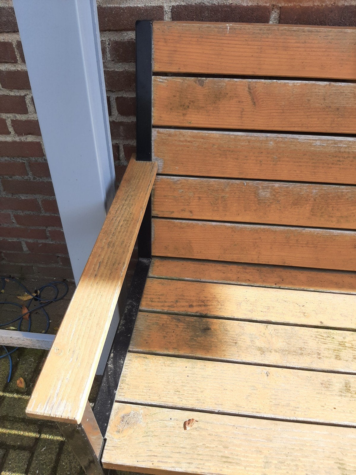 Houten tuinbank met metalen frame, Ophalen, Gebruikt, Hout