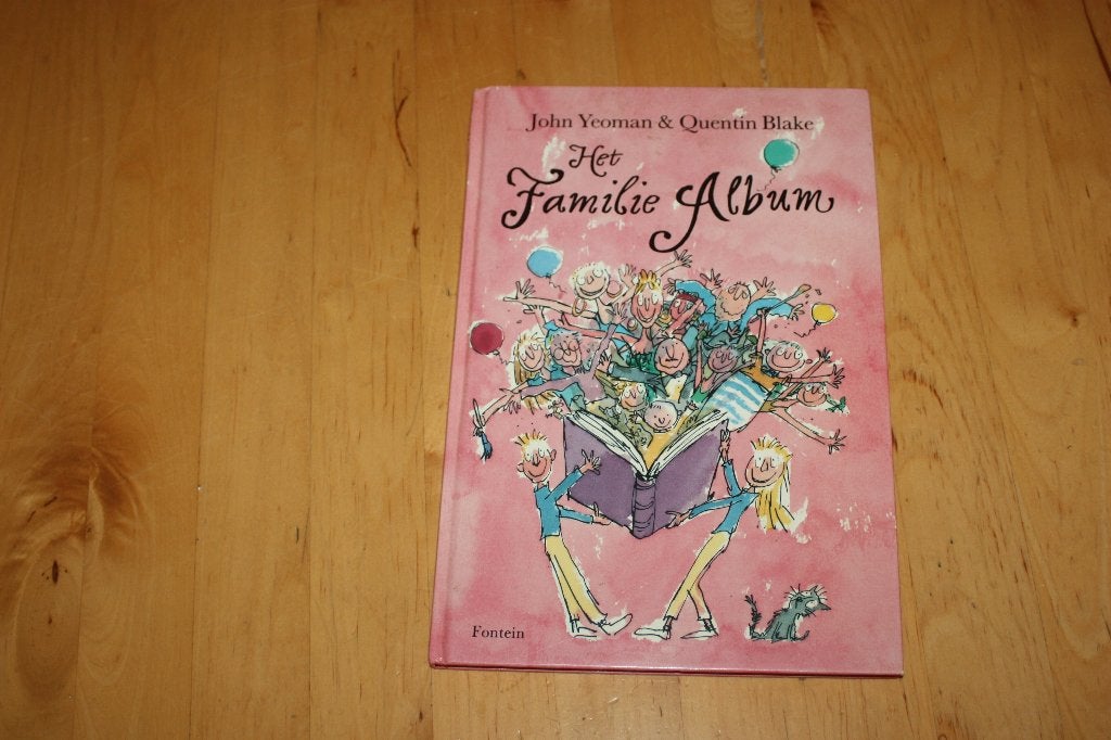 Het familie album, John Yeoman/Quentin Blake, Boeken, Kinderboeken | Kleuters, Gelezen, 5 of 6 jaar, Fictie algemeen, Jongen of Meisje