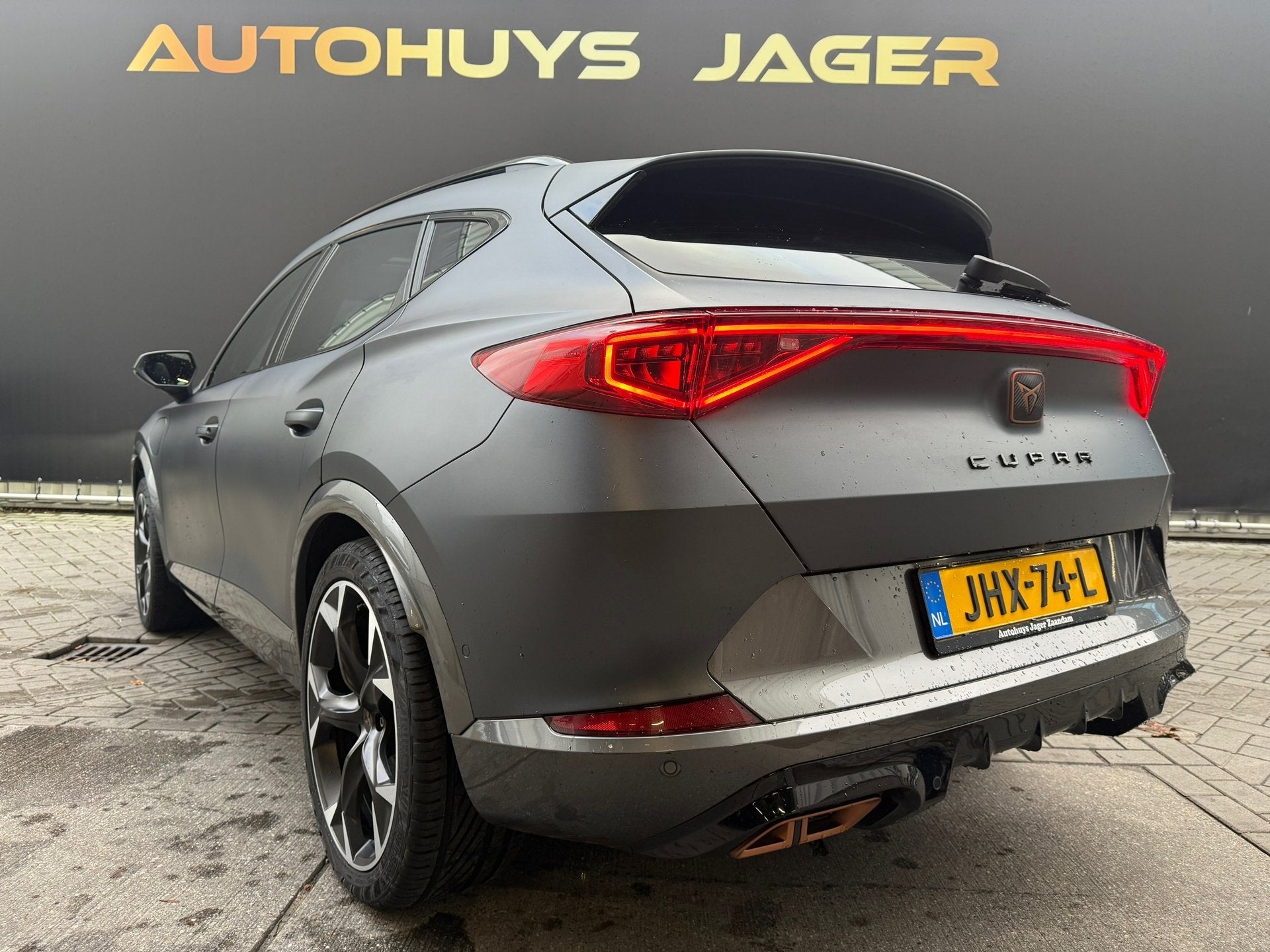 Cupra Formentor 1.4 e-Hybrid VZ Copper Edition|Performance|P, Auto's, Dealer onderhouden, Gebruikt, 4 cilinders, Hybride Elektrisch/Benzine