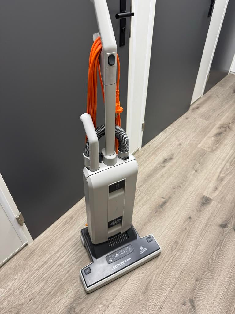 Sebo Automatic XP 30 stofzuiger, Witgoed en Apparatuur, Stofzuigers, Ophalen of Verzenden, Gebruikt, Stofzak, Stofzuiger