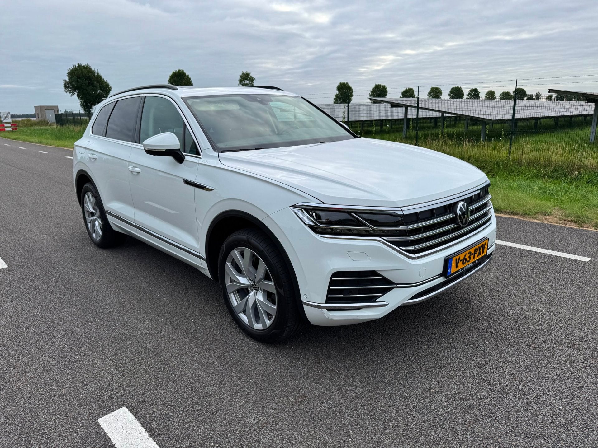 Volkswagen TOUAREG Atmosphere, Gebruikt, Euro 6, Volkswagen, Wit