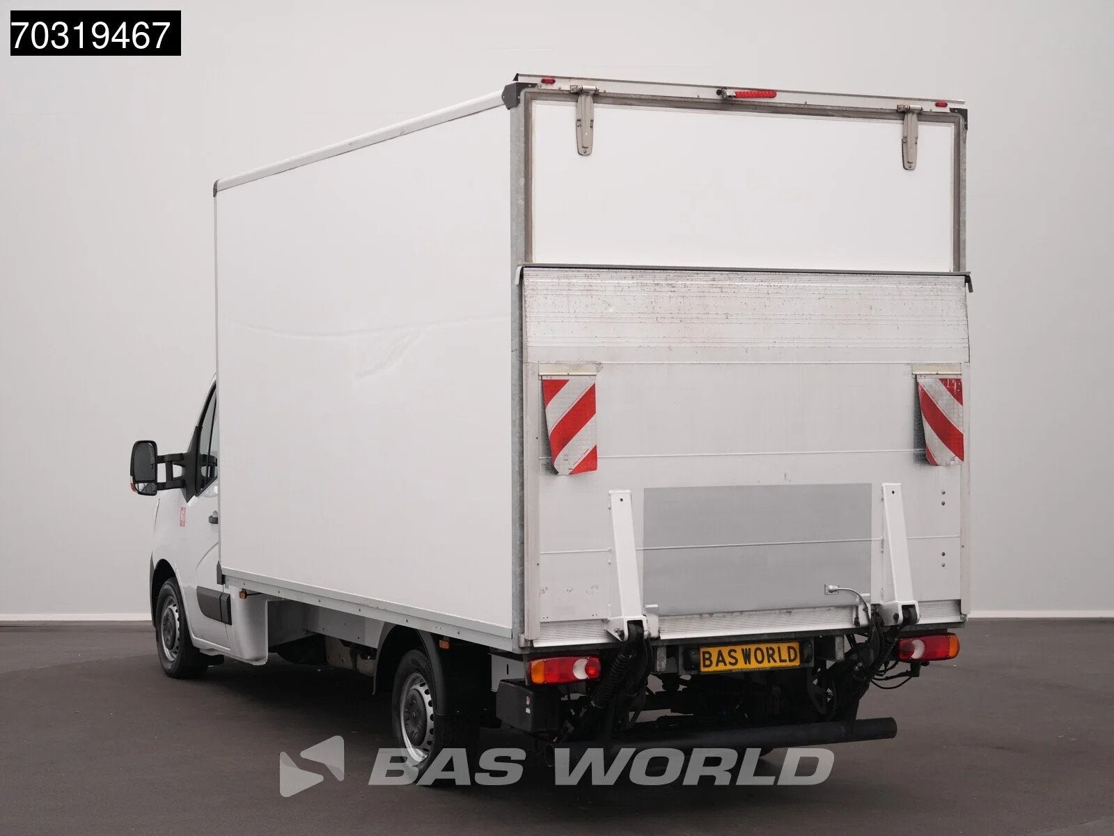 Renault Master 145PK Laadklep Bakwagen LED Airco Cruise Came, 145 pk, Gebruikt, Euro 6, 4 cilinders