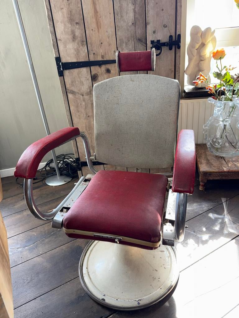 Vintage Kappersstoel - Rood/Grijs, Ophalen