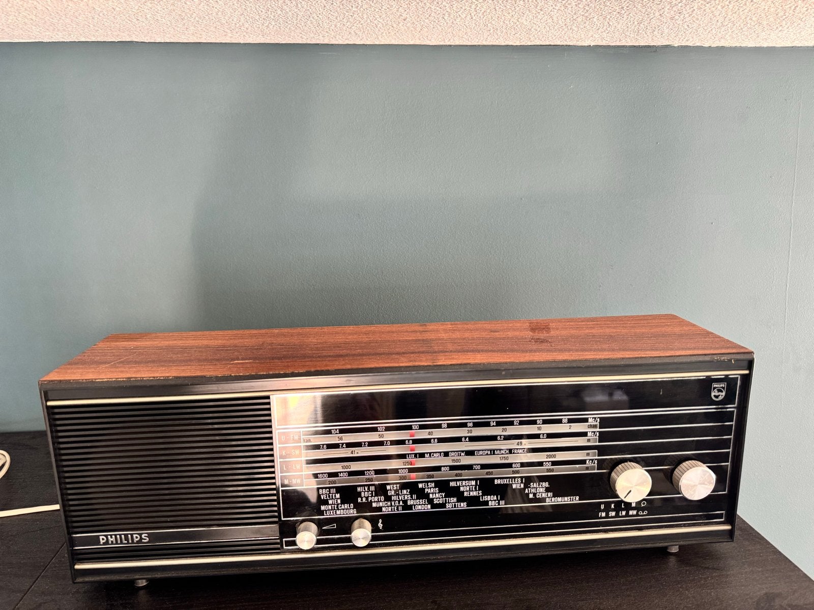 Vintage Philips radio  - model 22 RB 332/00P, Ophalen of Verzenden, Niet werkend, Radio