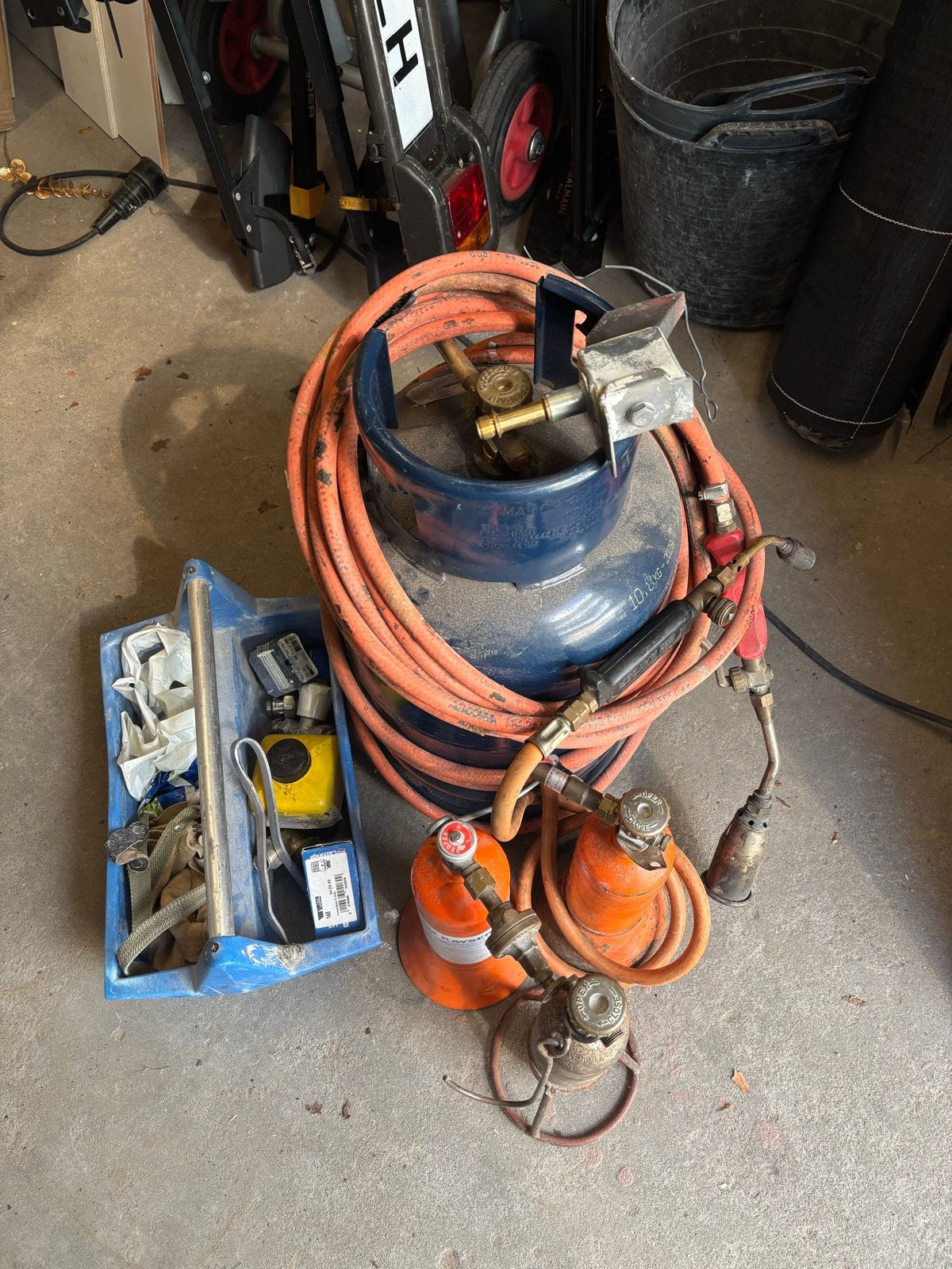 Gasfles met branders, soldeerbouten en toebehoren, Ophalen, Gebruikt, Overige typen