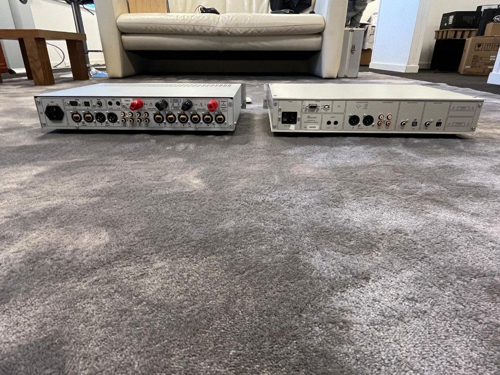 Burmester 102 CD-speler & Burmester 051  Versterker, Ophalen, Zo goed als nieuw, 120 watt of meer, Overige merken