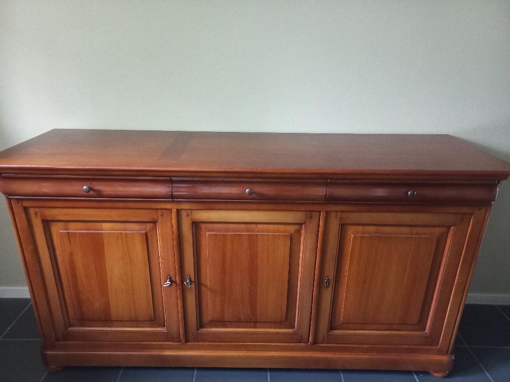 MASSIEF KERSENHOUTEN 3 DEURS DRESSOIR, Ophalen, Gebruikt, Klassiek, 150 tot 200 cm