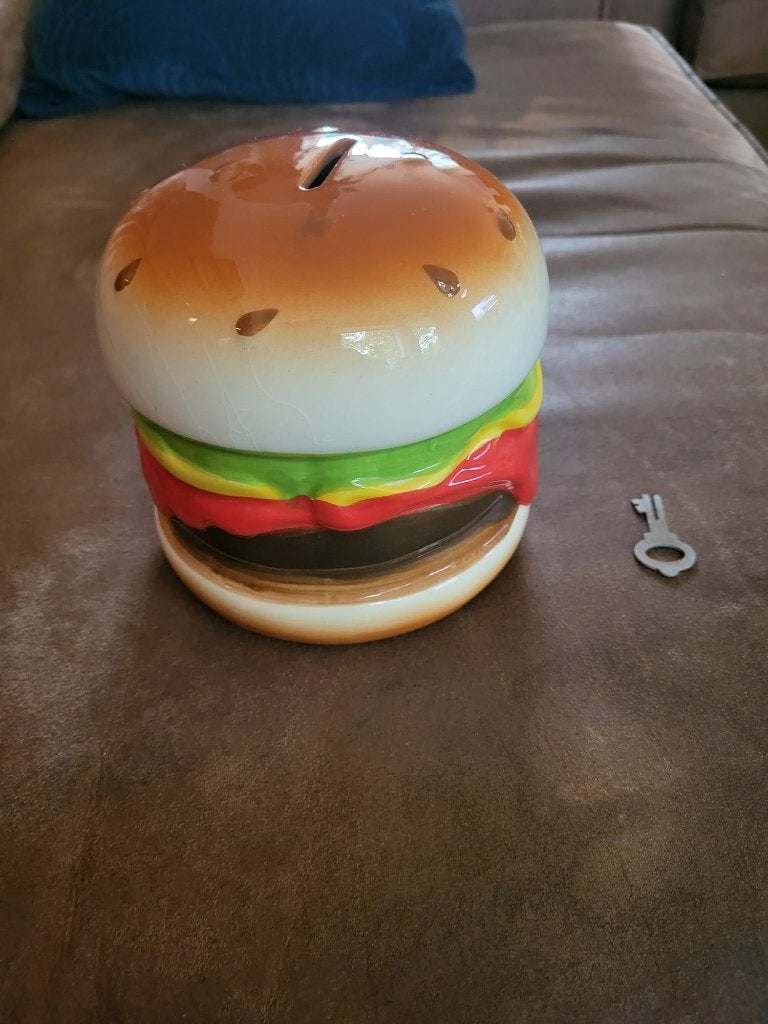 Spaarpot Hamburger - keramiek, Ophalen of Verzenden, Nieuw, Steen, Aardewerk of Keramiek, Overige thema's