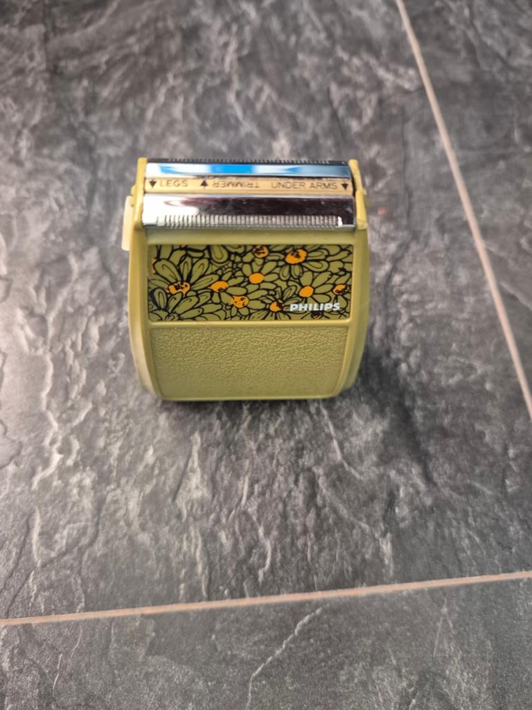 Mooie retro Philips ladyshave uit de Jaren 70, Kunststof, Ophalen of Verzenden, Dame, Kleiner dan 17