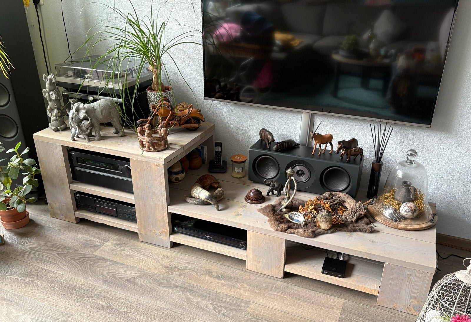 Steigerhouten TV-meubel / vintage audiomeubel, Huis en Inrichting, Gebruikt, Ophalen of Verzenden, 200 cm of meer, Minder dan 100 cm