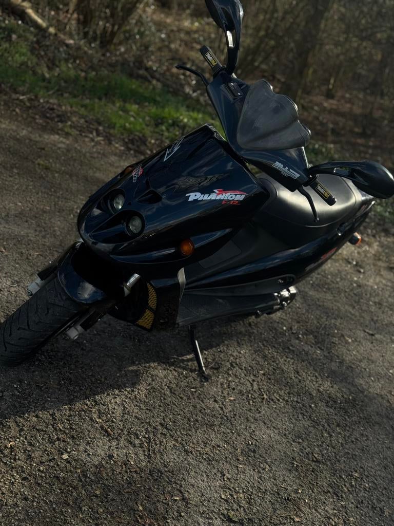 Malaguti f12 ac, Fietsen en Brommers, Ophalen of Verzenden