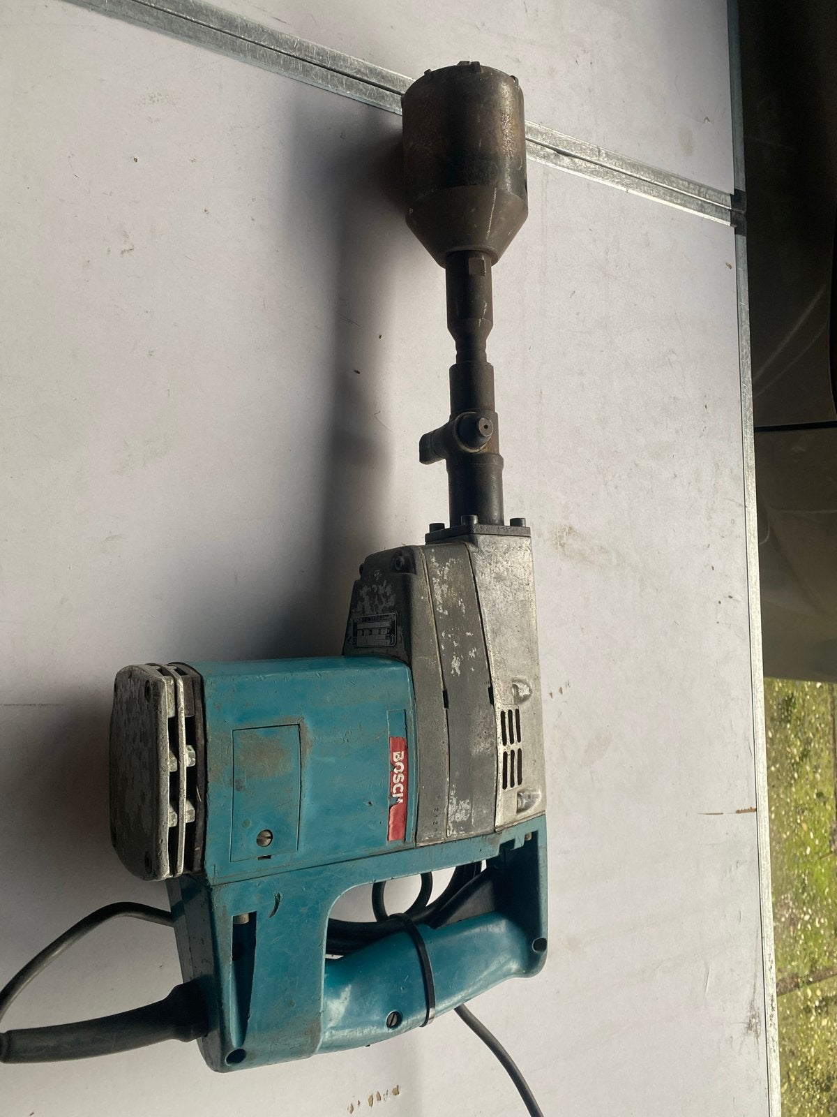 Oude Bosch Boormachine met Boor, Ophalen of Verzenden, Gebruikt, 600 watt of meer, Boormachine