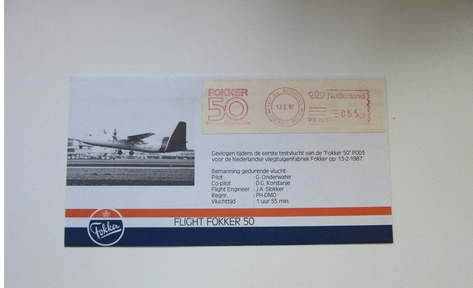 Flight Fokker 50 eerstedagenvelop 1987, Verzamelen, Luchtvaart en Vliegtuigspotten, Verzenden, Zo goed als nieuw, Overige typen