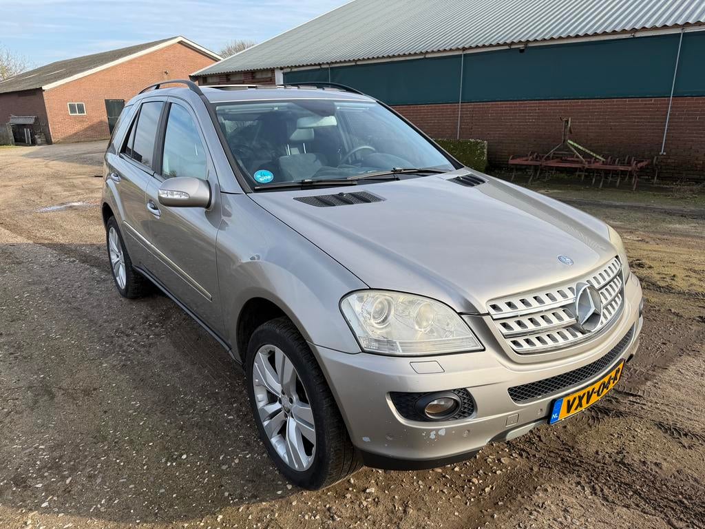 Mercedes-Benz Mercedes-benz 2007 Grijs, Automaat, Zwart, Leder en Stof, 2987 cc