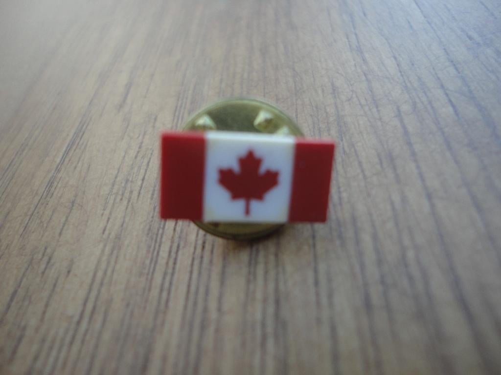 Pin, speldje, revers speld  vlag Canada, Verzamelen, Speldjes, Pins en Buttons, Ophalen of Verzenden, Zo goed als nieuw, Stad of Land