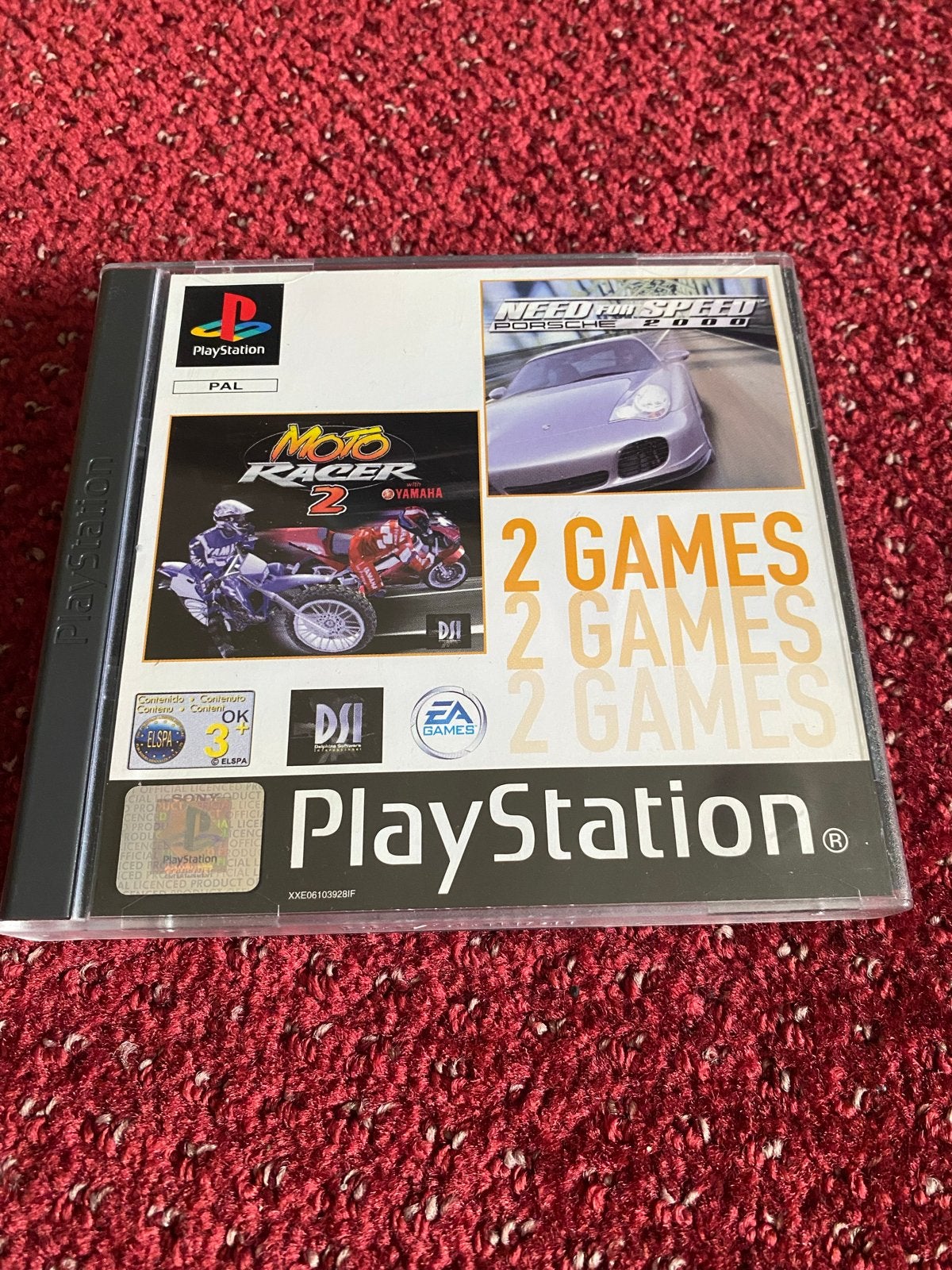 PlayStation 1: Need for Speed Porsche 2000 & Moto Racer 2, Gebruikt, 1 speler, Racen en Vliegen, Eén computer