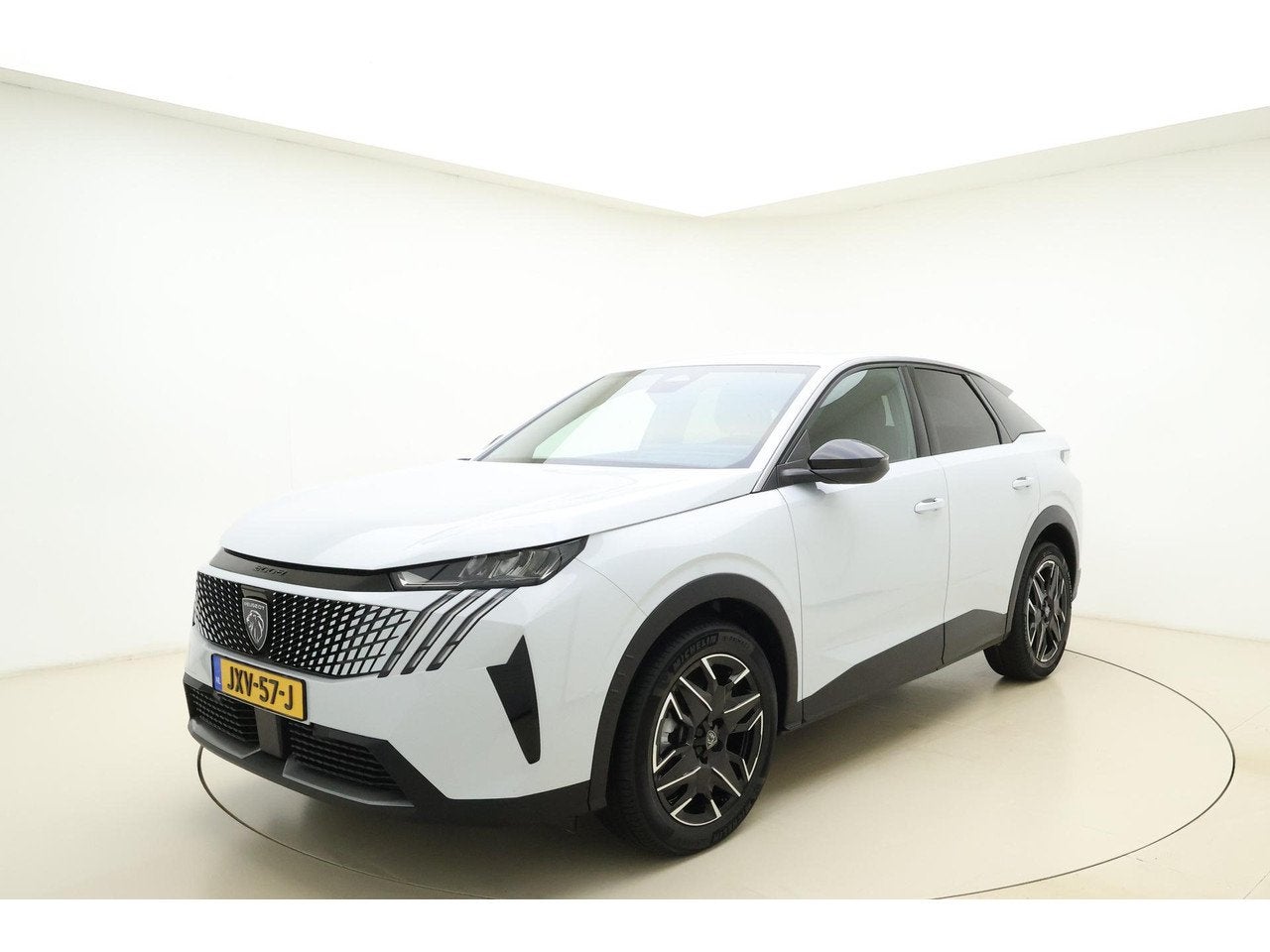Peugeot 3008 1.2 Hybrid 145 Allure | Climate & Cruise Contro, Automaat, 145 pk, Gebruikt, 1199 cc