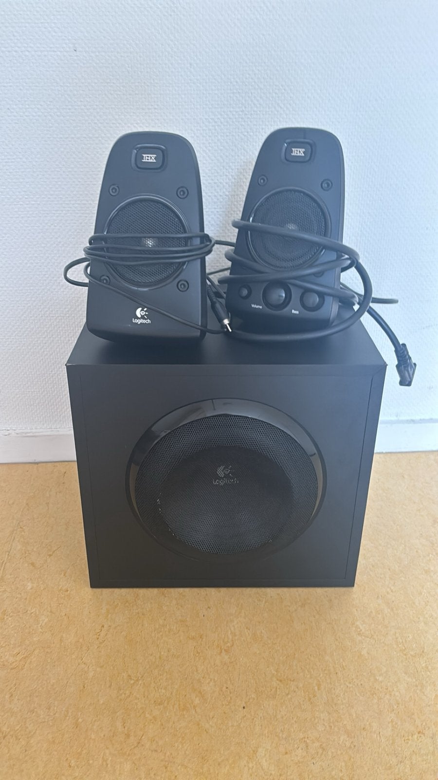 Logitech Z623 2.1 speakerset – THX – nette staat, Computers en Software, Pc speakers, Ophalen of Verzenden, Gebruikt, Audiokanaal 2.1