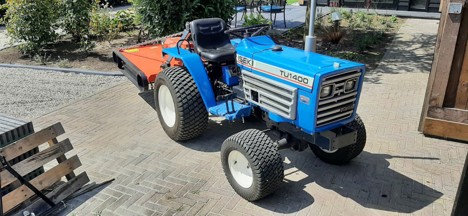 Goed onderhouden Iseki TU1400 trekker met maai bloter, Gebruikt, Tot 2500, Tot 80 Pk, Ophalen