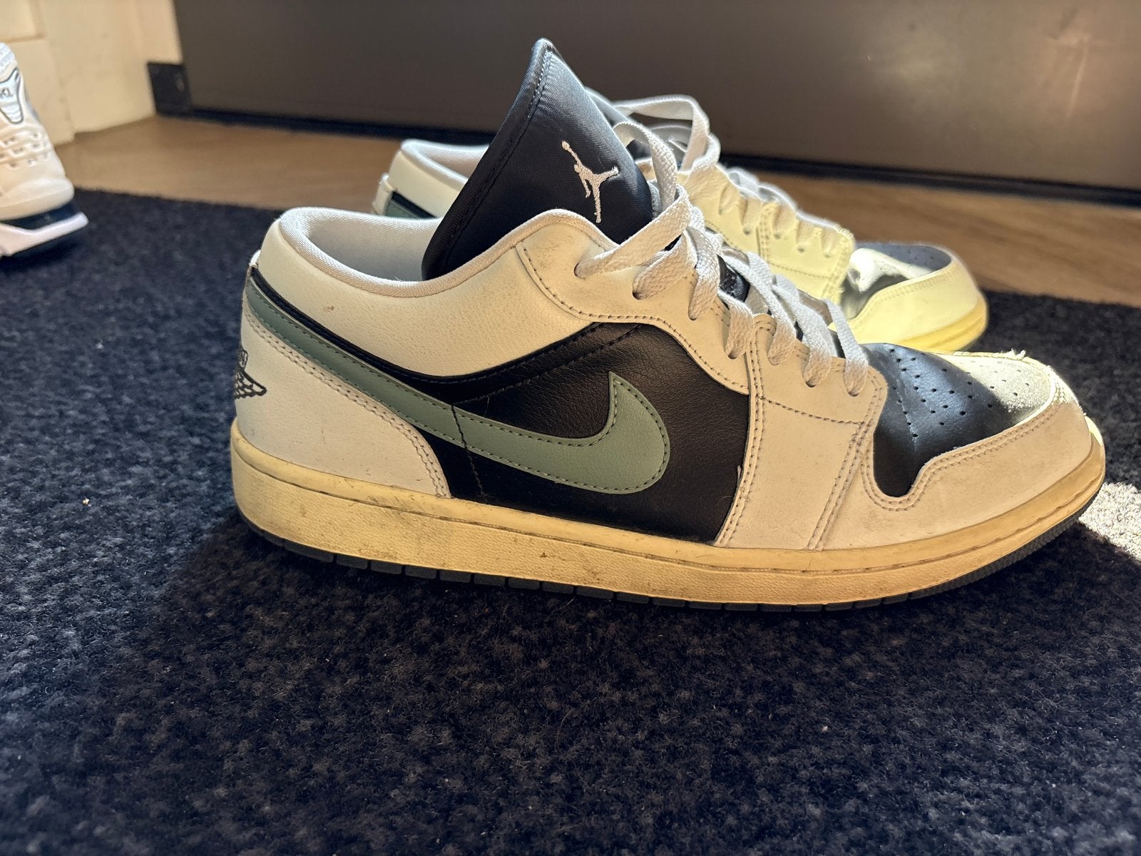 Nike Air Jordan 1 Low DC0774-001 - Maat 44.5, Ophalen of Verzenden, Gedragen, Zwart, Sneakers of Gympen