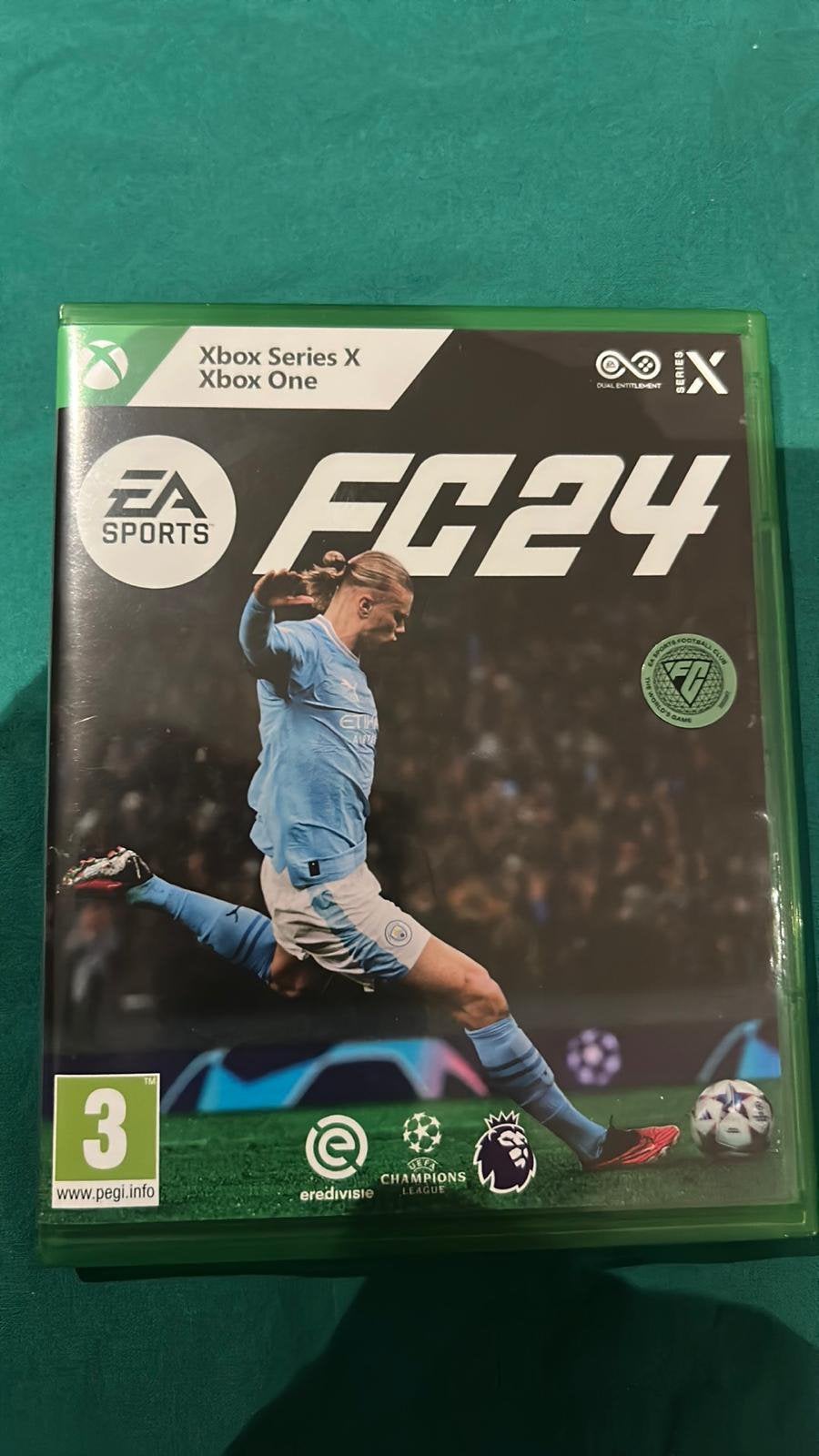 EA Sports FC 24 - Xbox One & Xbox Series X, Ophalen of Verzenden, Zo goed als nieuw