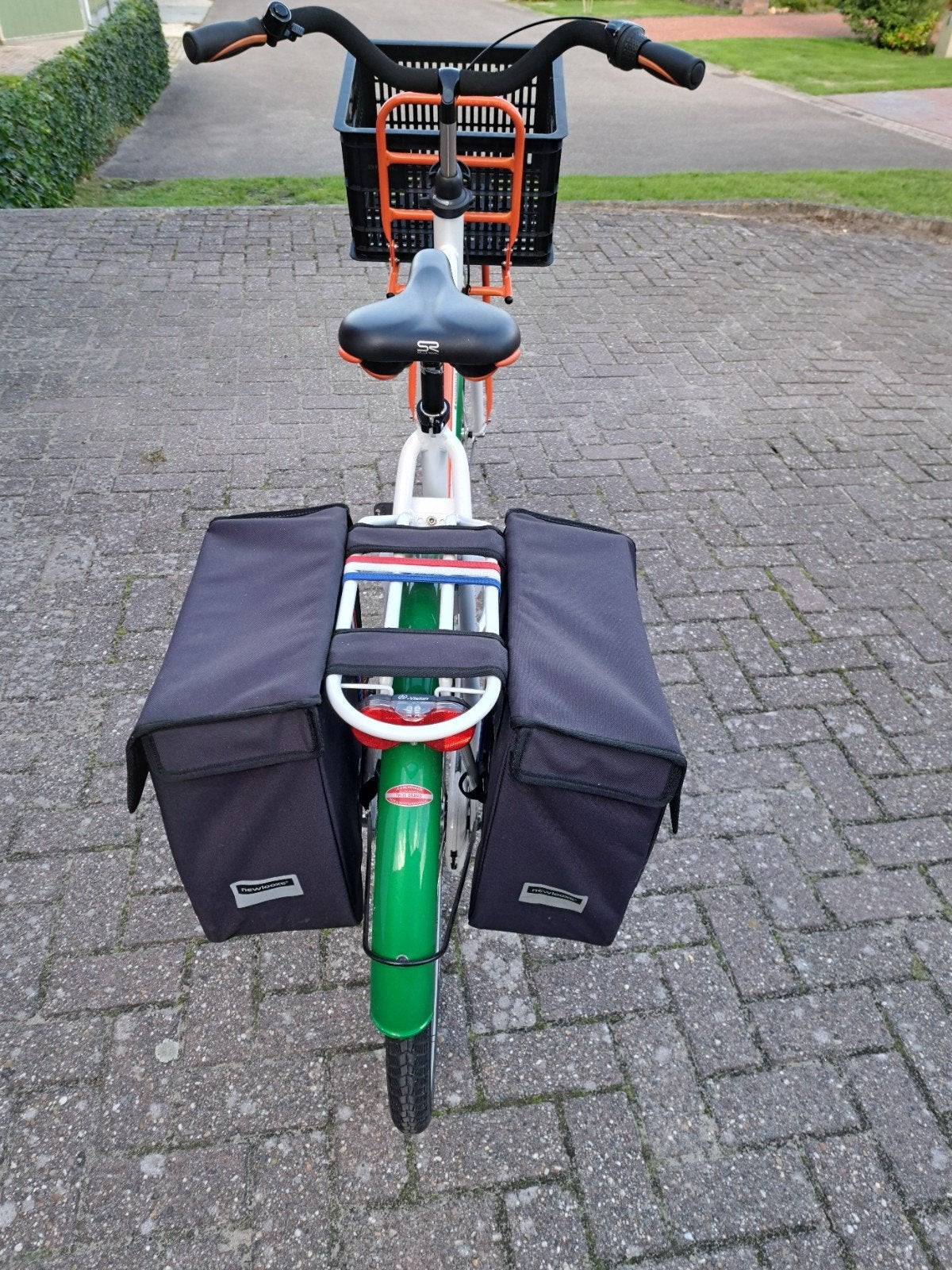 Nieuwe Batavus fiets met voordrager en fietstassen, Fietsen en Brommers, Ophalen, Terugtraprem, 53 tot 56 cm, Versnellingen