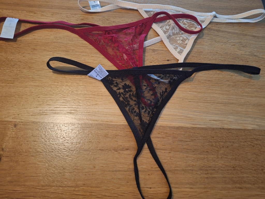 3 dames strings maat L, Verzenden, Zwart, String