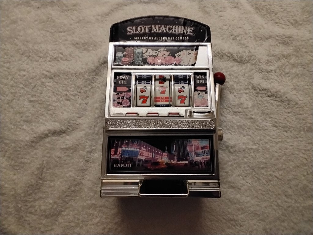 speelgoed/spaarbank fruitautomaat, Verzenden