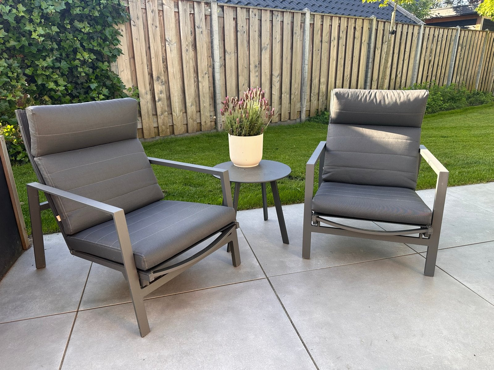 Twee Life outdoor living bondi loungestoelen, Ophalen, Zo goed als nieuw, Aluminium, Verstelbaar