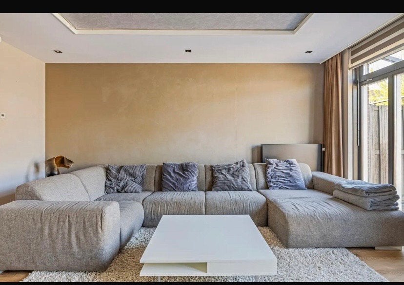 Grote loungebank, Huis en Inrichting, Banken | Bankstellen, Zo goed als nieuw, Rechte bank, Vierpersoons of meer, 300 cm of meer