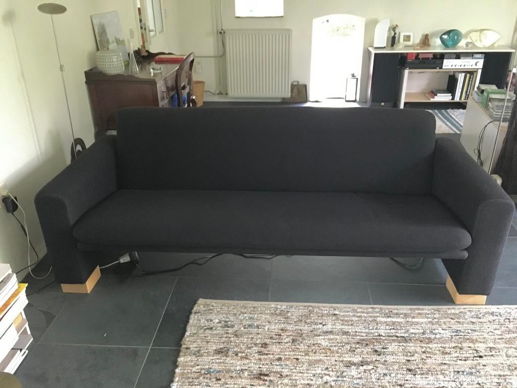 Artifort 3-zits bank, design, herstoffering nodig, Ophalen