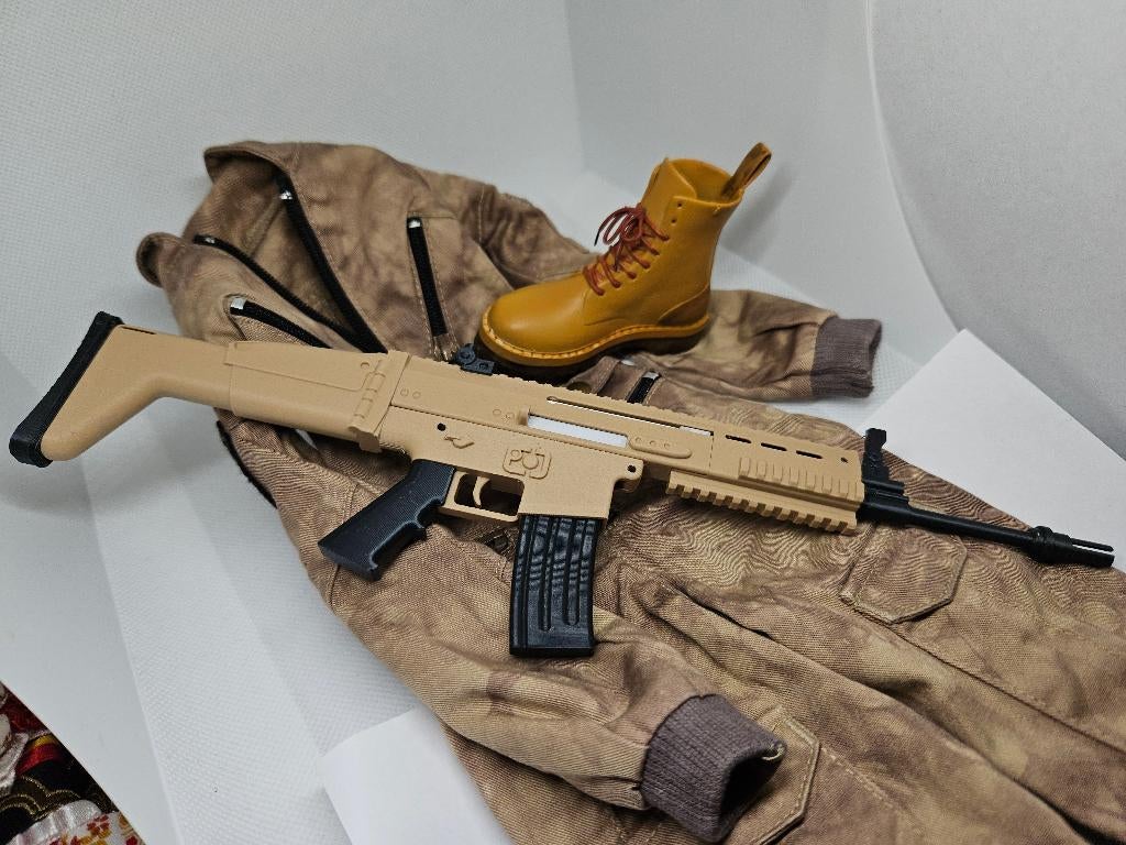 BJD props miniatuur geweertje schaal 1:3 FN SCAR-L, Verzamelen, Verzenden, Nieuw, Fashion Doll