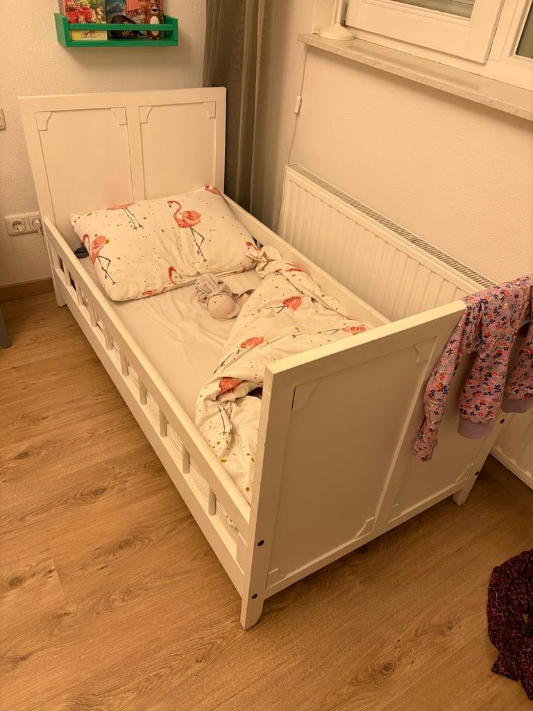 Wit prinsessenbed voor meisjeskamer, Ophalen, Gebruikt, 70 tot 85 cm, Lattenbodem